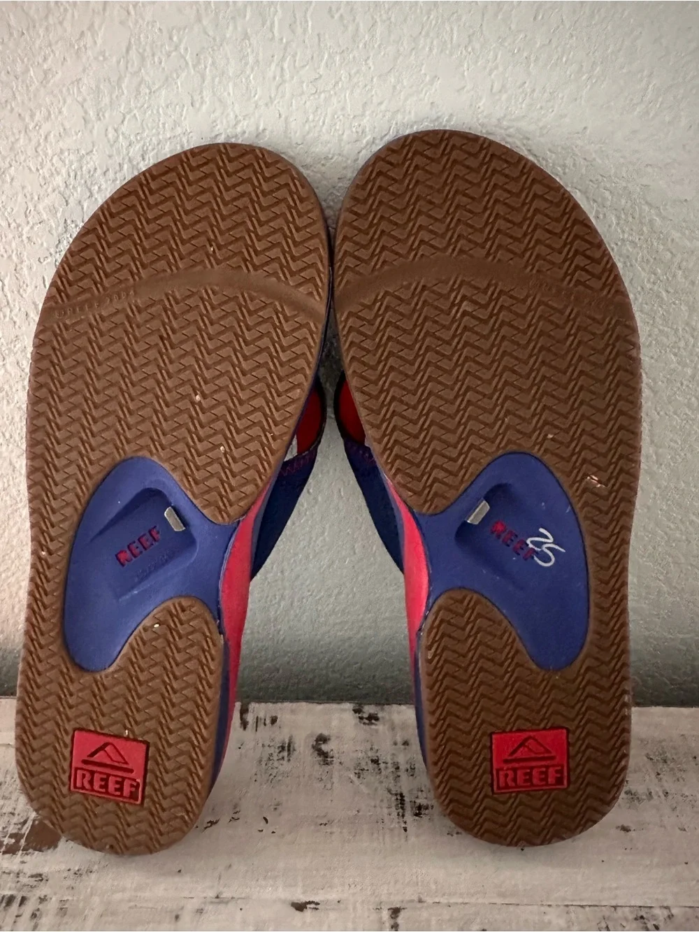 Reef Texas Rangers MLB Flip Flops Men’s 13 Bottle Opener Sandals